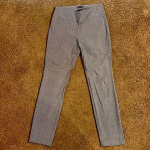Van Heusen Diamond Pattern Pants